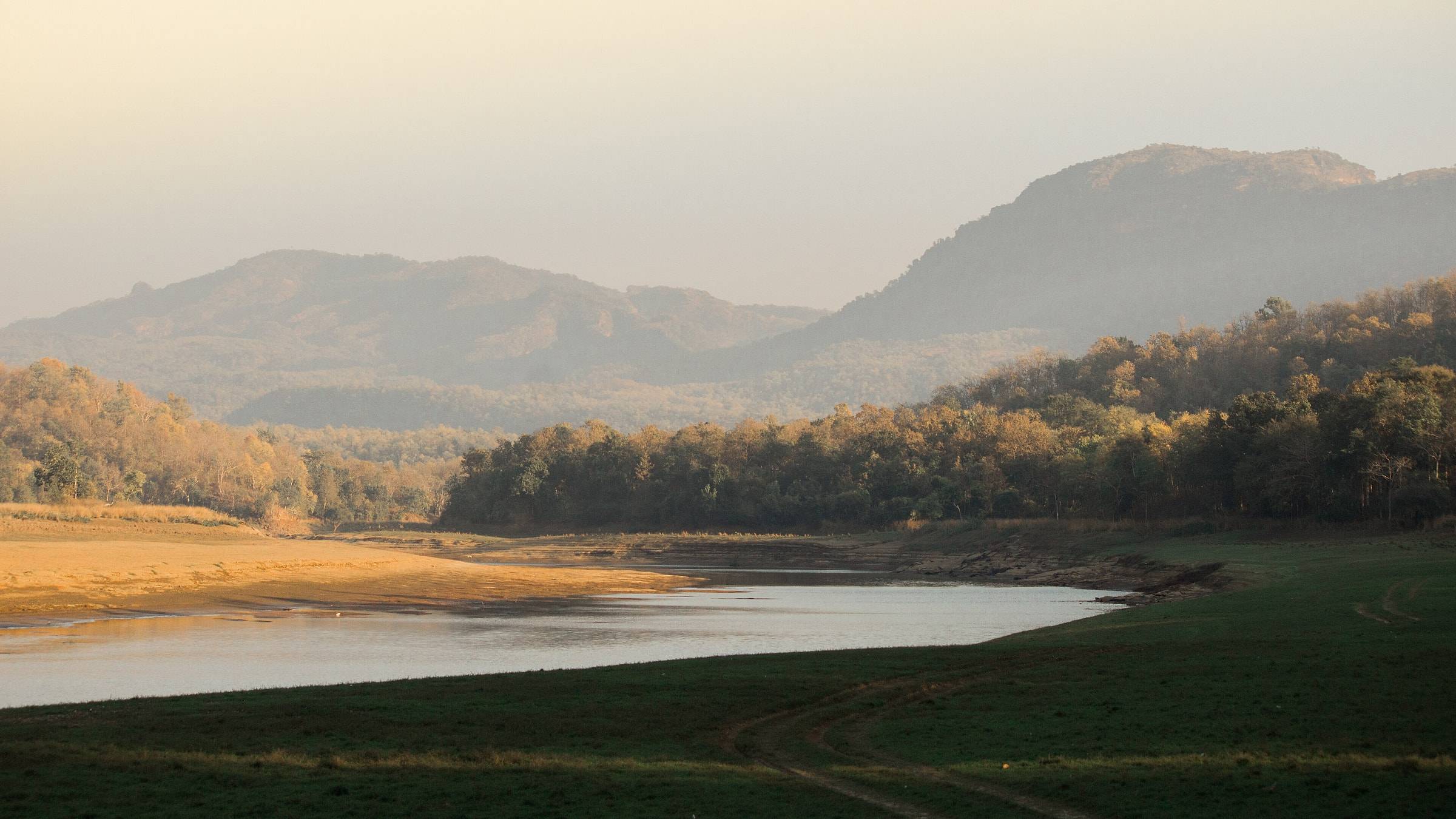 The Denwa backwater at Madhai, Satpura Tiger Reserve, with hills behind
